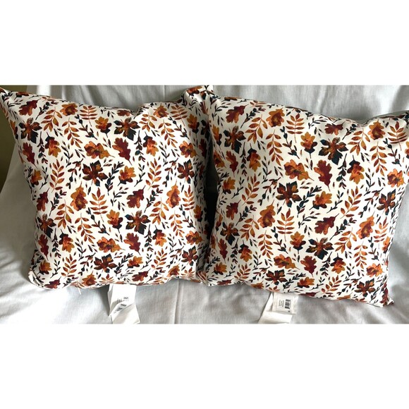 Lot of 2 Mainstays Outdoor Square Pillows Gnome Sweet Gnome 16" x 16" NEW - Picture 5 of 6